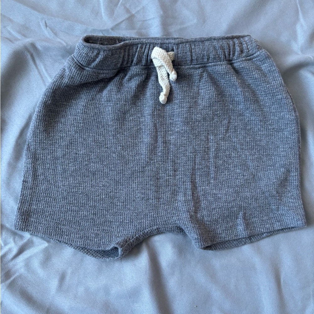 Old Navy Gray Knit Shorts with White Drawstring
